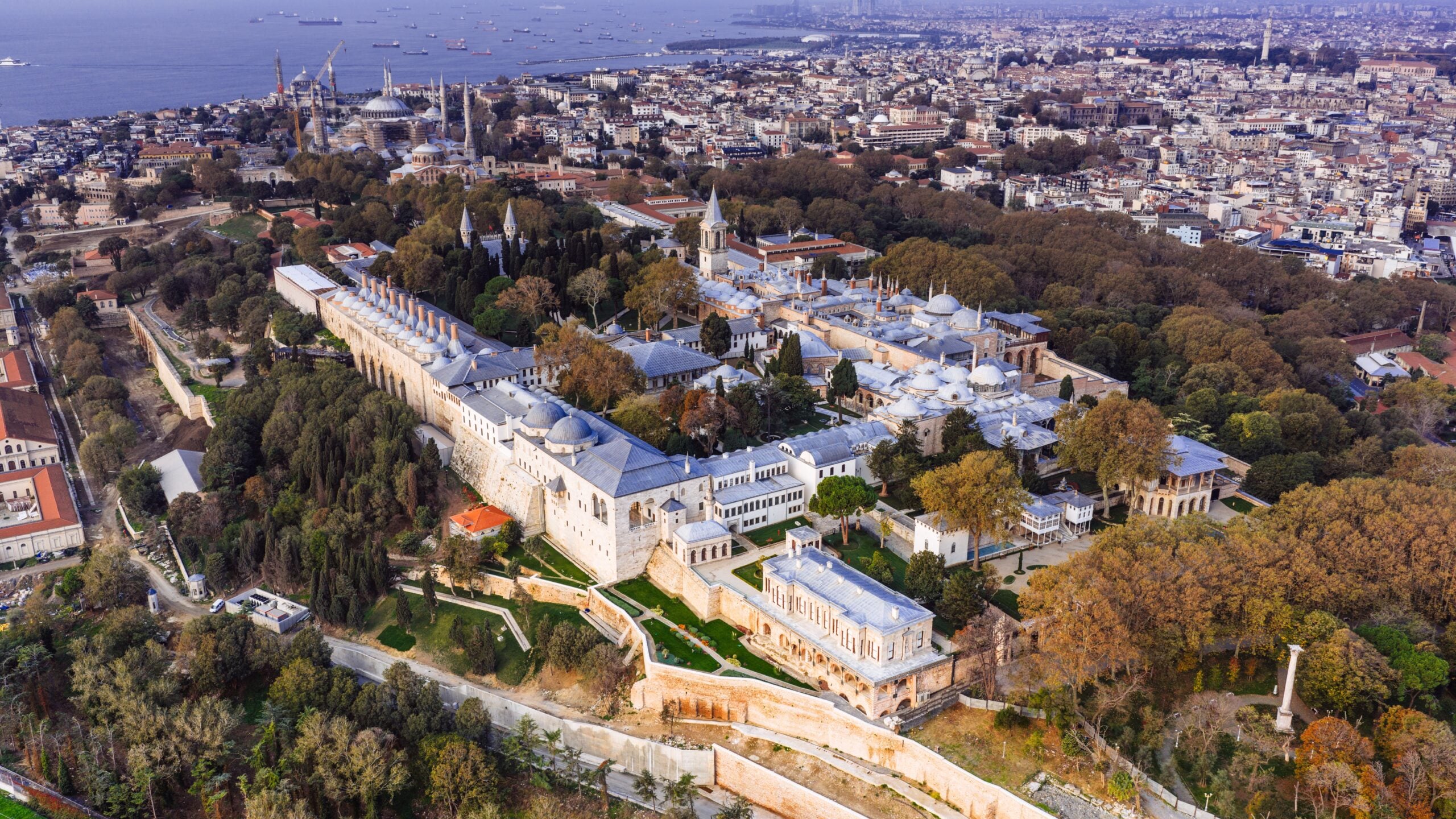 topkapi palace guide imperial gate istanbul